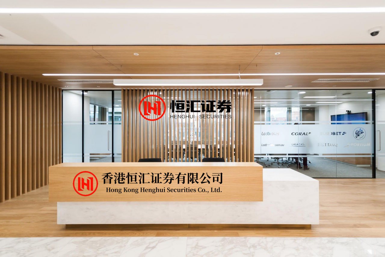联合证券 聚焦酒博会｜网络主播眼里的酒博会：通过酒让人了解风土人情